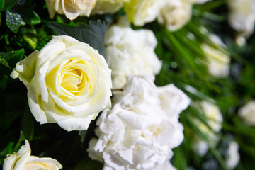 Rose arrangement in the wedding hall