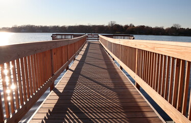 Obraz premium Wooden dock on the lake