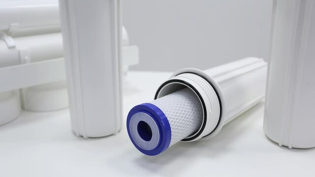 Zooming on membrane cartridge of reverse osmosis water filter