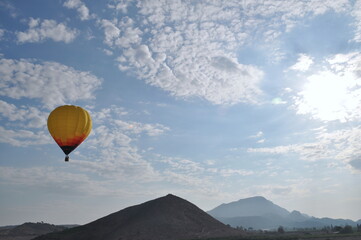 Vuelo en globo a ras de tierra