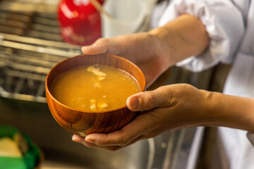 味噌汁　Typical Japanese miso (fermented soy) soup