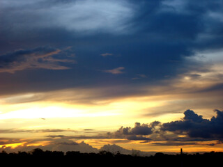 Por do sol- Paisagem- Nuvens- Céu