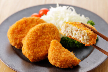 牛肉とポテトのコロッケ　Japanese croquette(potato and beef)