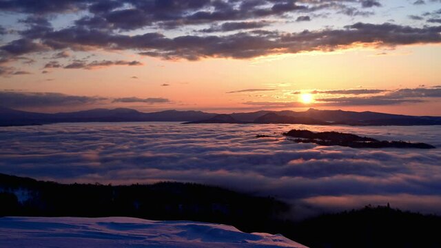 美幌峠より雲海と朝日
