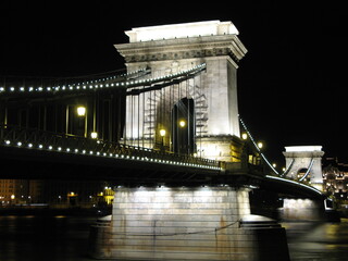 chain bridge