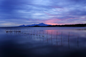 中海からの日の出と鳥取県の伯耆大山