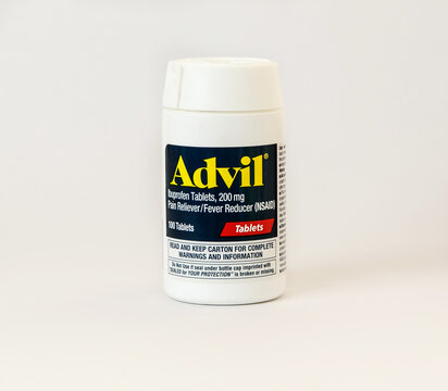 Imágenes de Advil: descubre bancos de fotos, ilustraciones, vectores y  vídeos de 3,601 | Adobe Stock