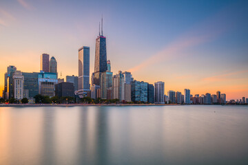 Chicago, Illinois, USA downtown skyline from Lake Michigan - obrazy, fototapety, plakaty