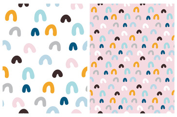 Funny Irregular Geometric Seamless Vector Pattern. Simple Hand Drawn Arcs Isoleted on Pastel Pink and White Background. Infantile Style Abstract Doodle Print ideal for Fabric, Textile. 