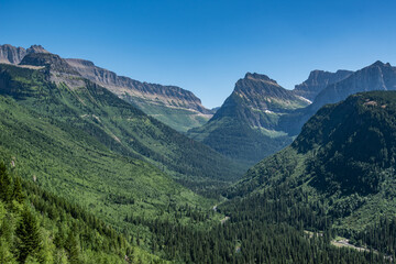 Fototapeta na wymiar Mountains in Glacier National Park