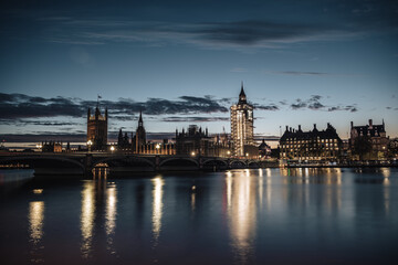 Fototapeta na wymiar Wide angle, long exposure shot of Westminster palace at sunset
