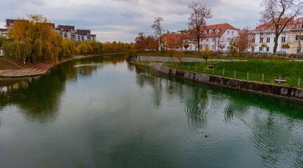 Fototapeta na wymiar autumn landscape with a river