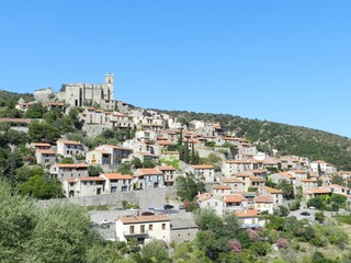 Fototapeta na wymiar Le village de Eus Pyrénées-Orientales