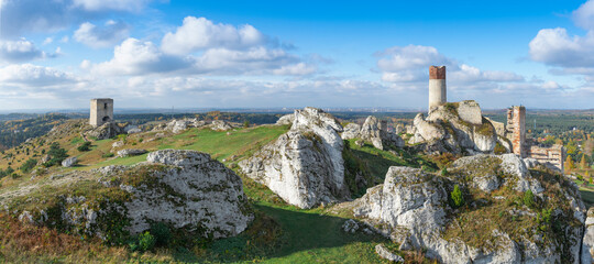 Ruins of the castle in Olsztyn, Poland © Dejan Gospodarek