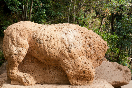 Citt&agrave; del tufo Archeological Etruscan Park, Tuscany, Italy