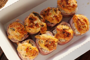 Japanese rolls with bacon rice and mussels