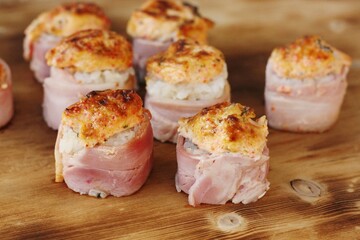 Japanese rolls with bacon rice and mussels