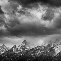 Obraz premium Clouds and Peaks, Grand Teton National Park, Wyoming, Usa, America