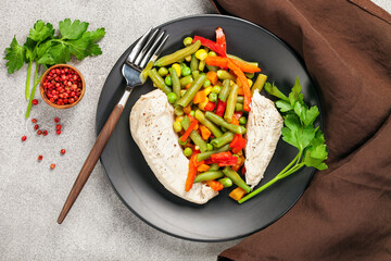Chicken fillet with vegetables
