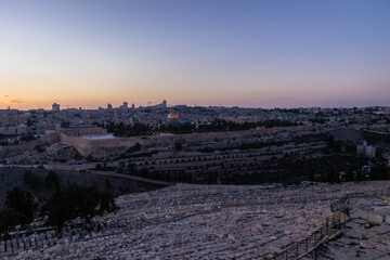 Fototapeta premium Jewish cemetery on the Mount of Olives in Jerusalem at sunset