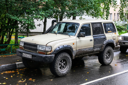 Toyota Land Cruiser J80