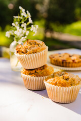 Mesa dulce de pasteles, desayuno, pasteles, muffin, tarteleta, tarta, magdalena, cookies, brownie, pie, tea time