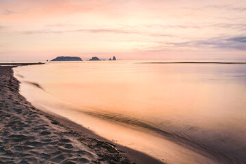 Obraz premium Beautiful sunrise (The Medes Islands, Costa Brava, Estartit, Catalonia, Spain)