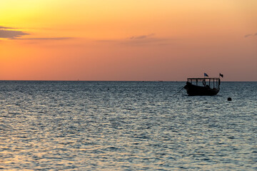 Fototapeta na wymiar Ocean coast Sunset