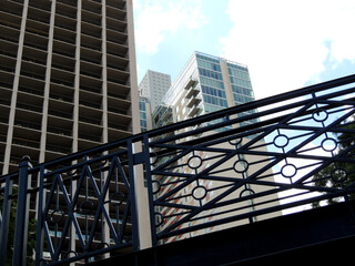 Naklejka premium Bridge in the city