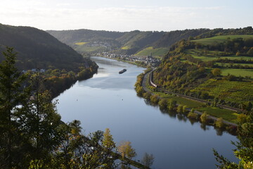 Blick ins Moseltal über Brodenbach bis Lehmen