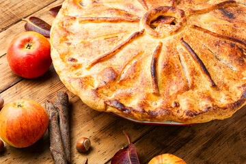 Traditional apple pie