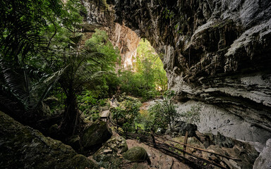 Tham Tarn Lod Yai Cave, Thailand