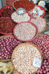 Different garlic in a Thai market