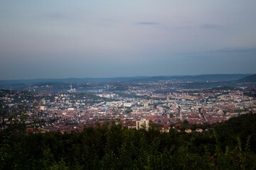 Stuttgart city vom Birkenkopf Ausblick bei Nacht Sonnenuntergang