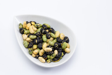 Aperitivo de semillas de soja tostadas y saladas