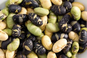 Aperitivo de semillas de soja tostadas y saladas