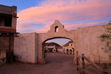 Porte d'entrée extérieure de Fort Bravo en Esapgne