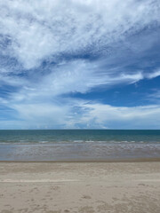 Fototapeta na wymiar beach and sea at Hua Hin