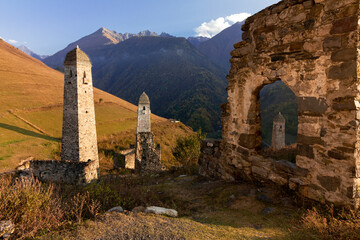 Fototapeta na wymiar Old towers og Ingushetia, Russia