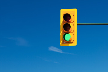 Green traffic signal