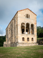Fototapeta premium Romanic Santa Maria del Naranco