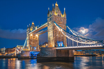 Fototapeta na wymiar London Tower Bridge at Twilight full moon