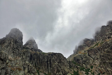 Randonnée sur le GR 20 en Corse dans les gorges de la Restonica