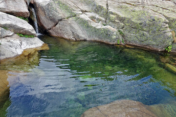 Les célèbres piscines naturelles en Corse