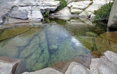 Les célèbres piscines naturelles en Corse