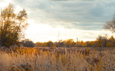 Fototapeta premium sunset over the river
