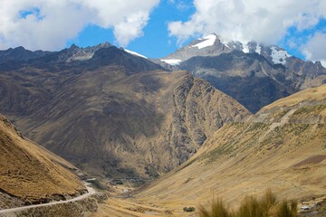 mountain road in the mountains (Cuzco)