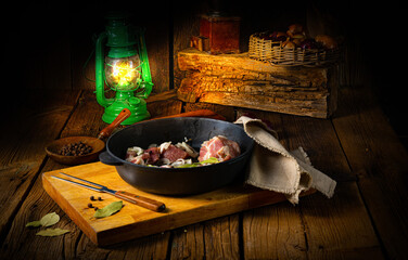 Raw East Frisian Snirtje roast with spices.