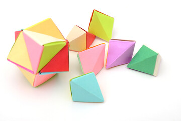 dodecahedron origami whit tetrahedrons objects