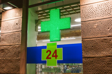 Pharmacy Cross 24 Hours Of Medication Helps Symptoms pills